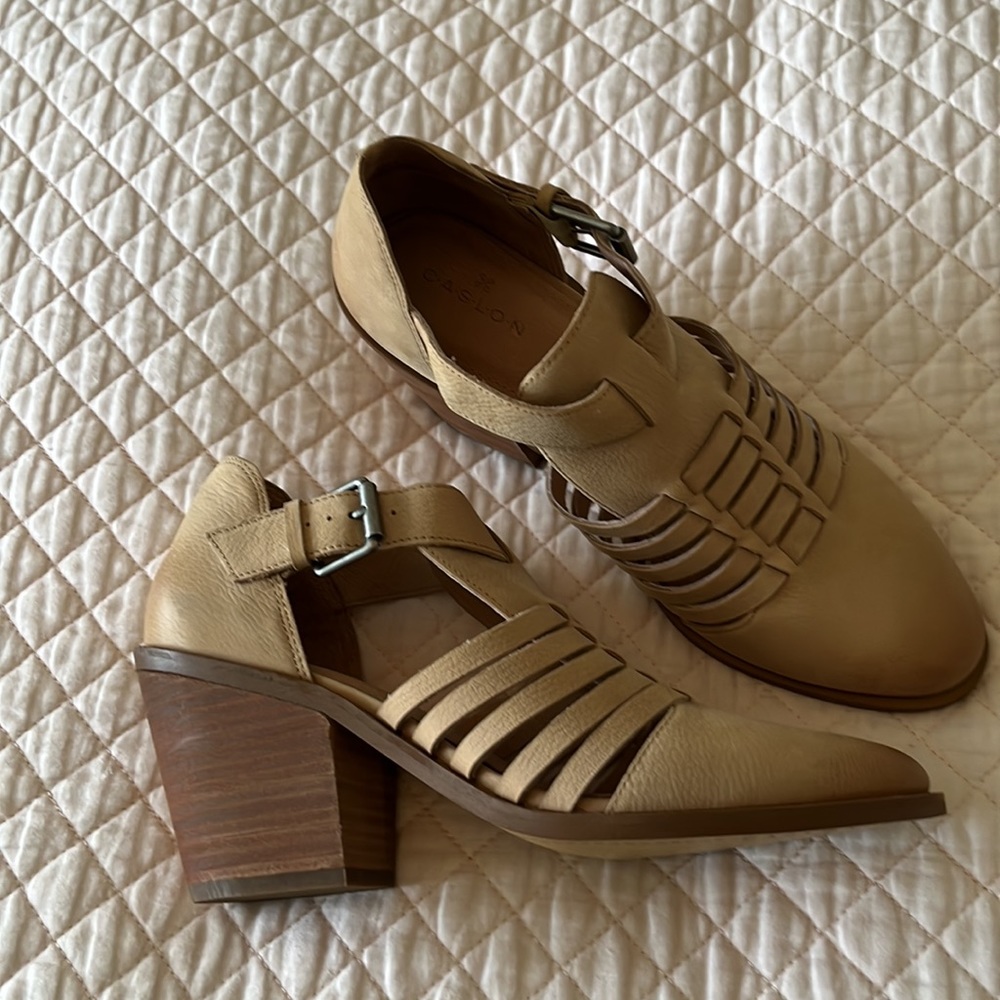 Caslon 6.5 Heels NWOT